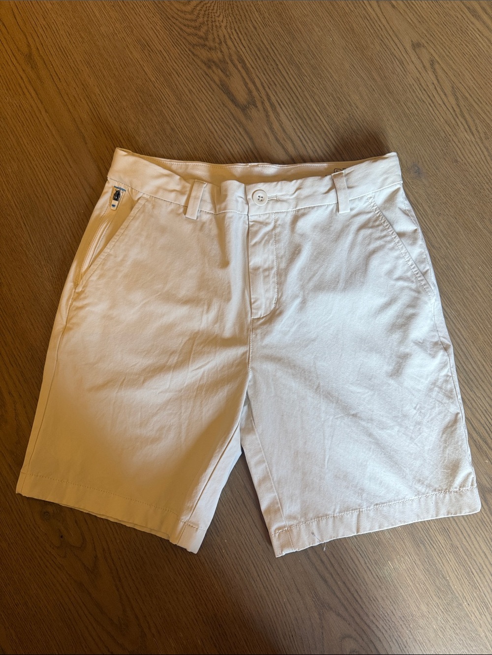 Vineyard Vines Boys White Flat Front Shorts